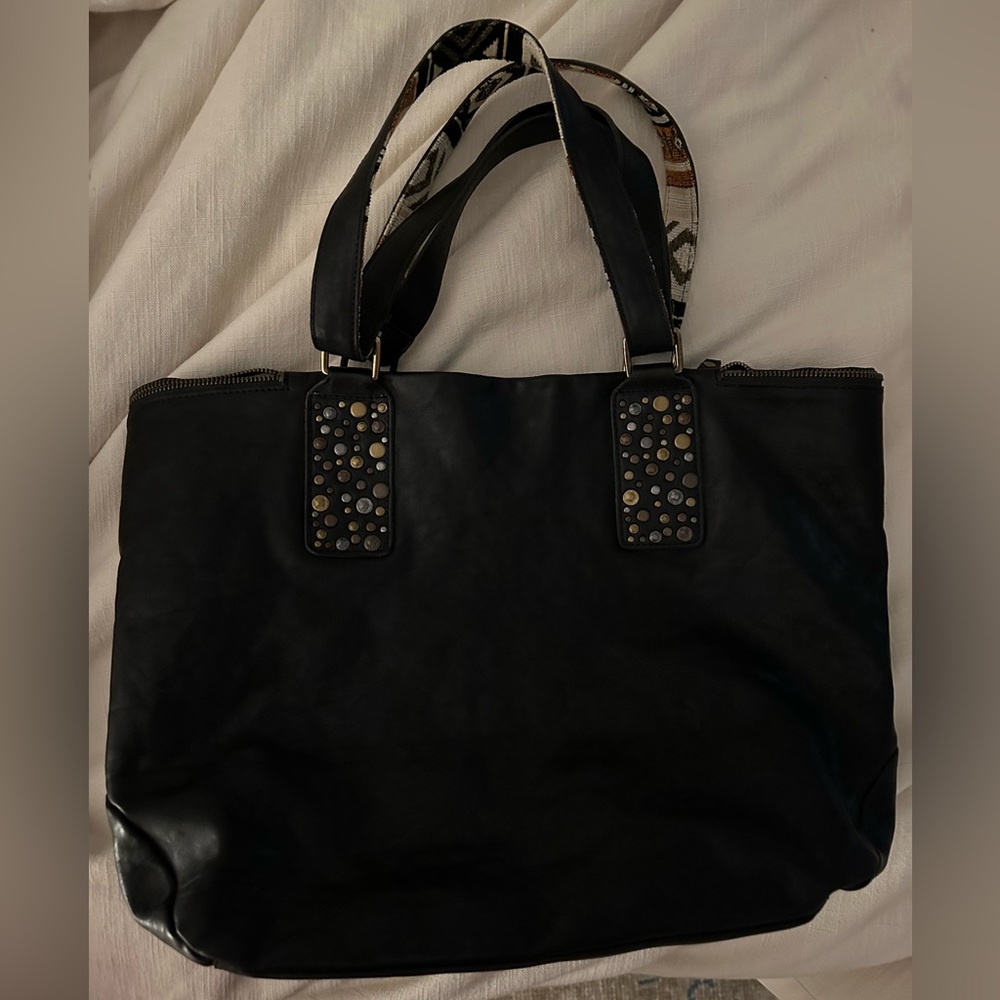 Black Convalore Tote